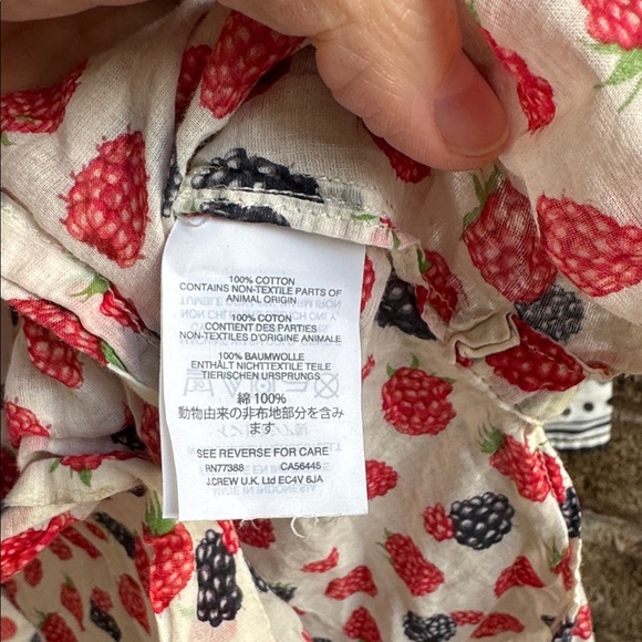 J.Crew Red and Black Berry Print Cotton Tunic size small - Picture 3 of 4